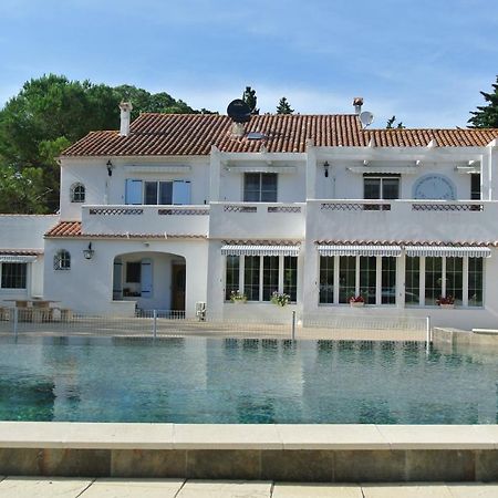Grand Tamaris Hosting Bed & Breakfast Arles Ngoại thất bức ảnh