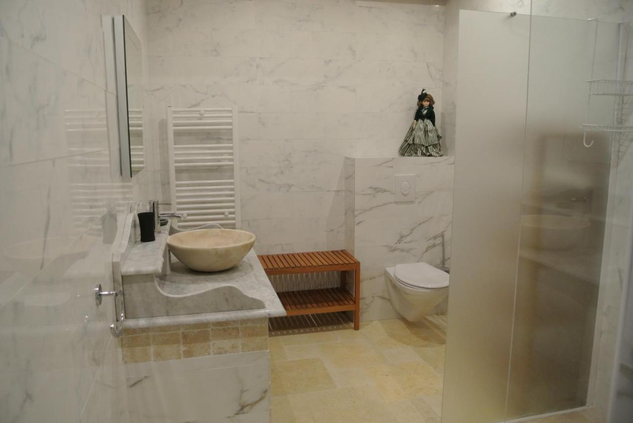 Grand Tamaris Hosting Bed & Breakfast Arles Ngoại thất bức ảnh