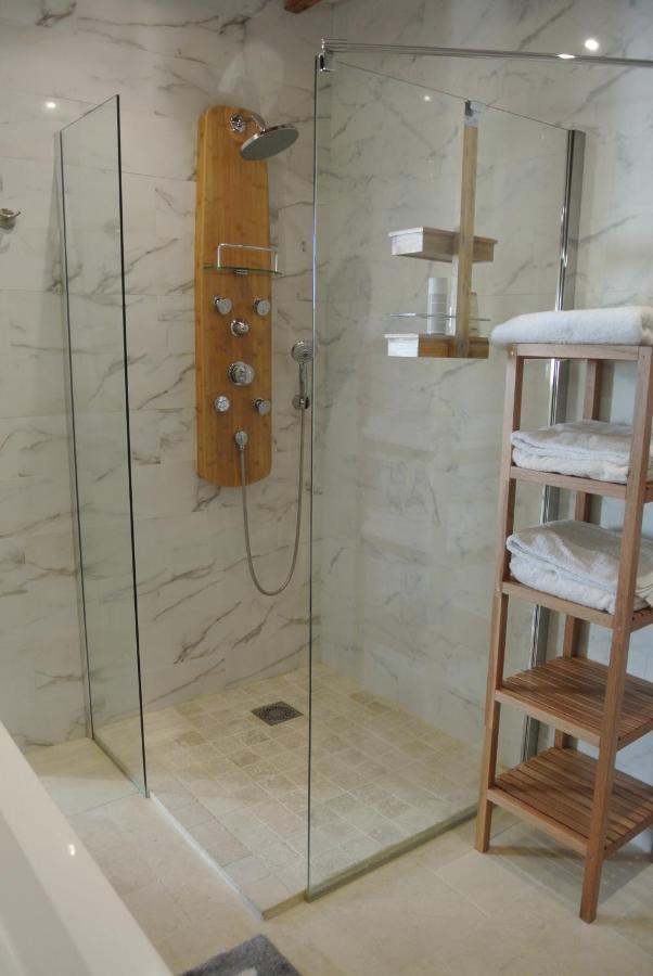 Grand Tamaris Hosting Bed & Breakfast Arles Ngoại thất bức ảnh