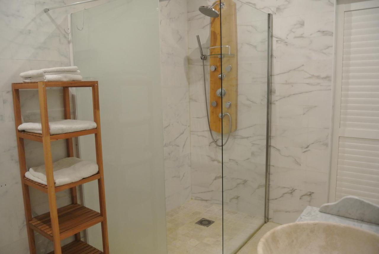 Grand Tamaris Hosting Bed & Breakfast Arles Ngoại thất bức ảnh