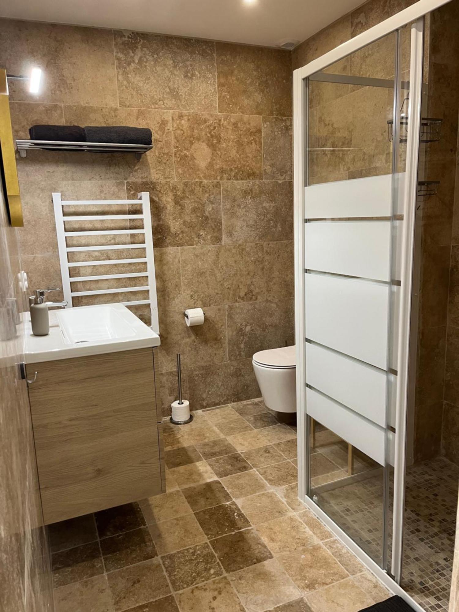 Grand Tamaris Hosting Bed & Breakfast Arles Ngoại thất bức ảnh